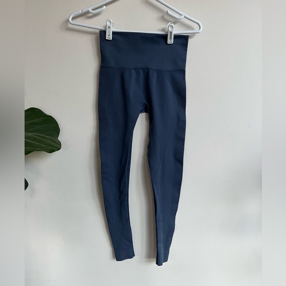 Set Active SculptFlex Leggings in Blue size XS - Picture 3 of 5